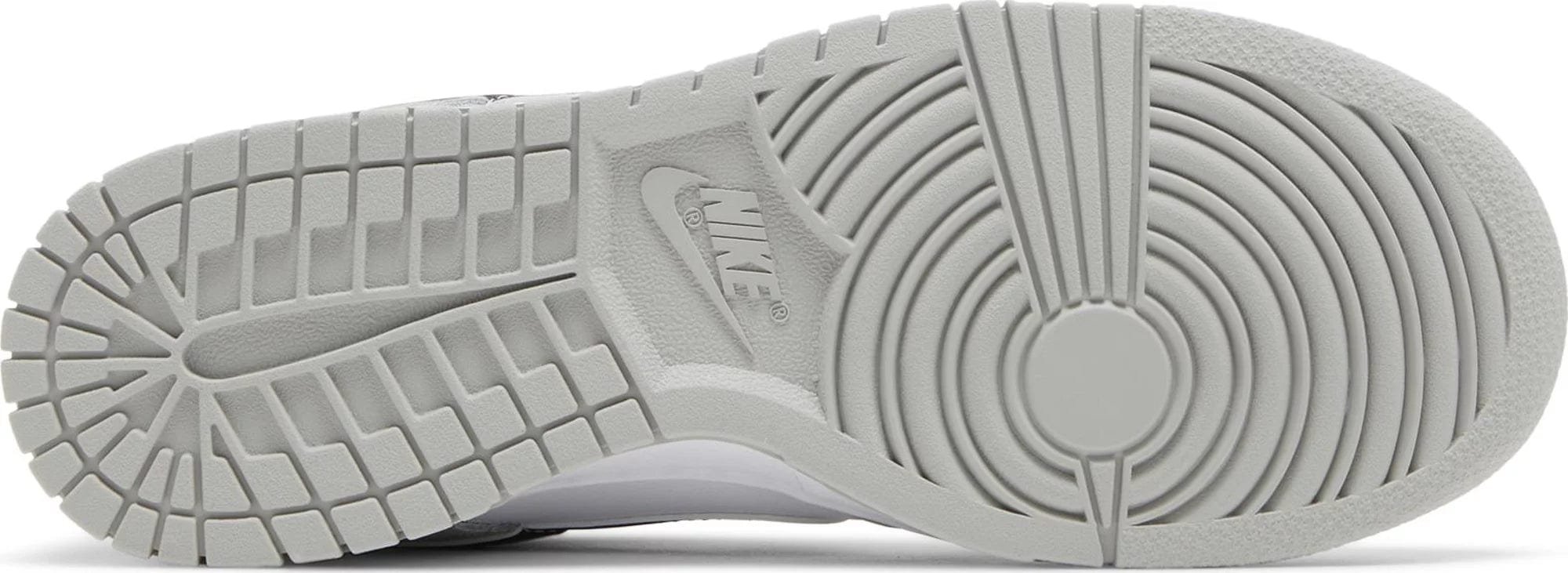 sneakers Nike Dunk Low SE Lottery Pack Grey Fog Men's